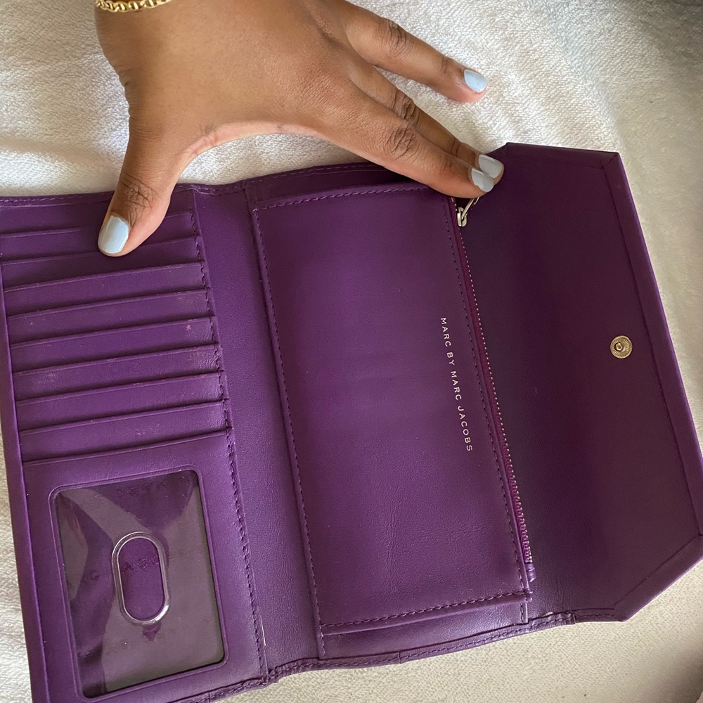 Marc Jacobs Wallet - Picture 3 of 5